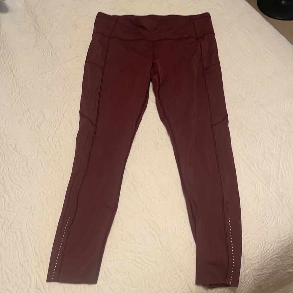 Lululemon maroon fast & free leggings